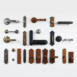 Czy klamki do drzwi są uniwersalne