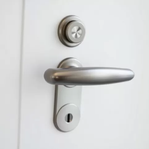 Klamka Do Drzwi Zewnętrznych Z Wkładką